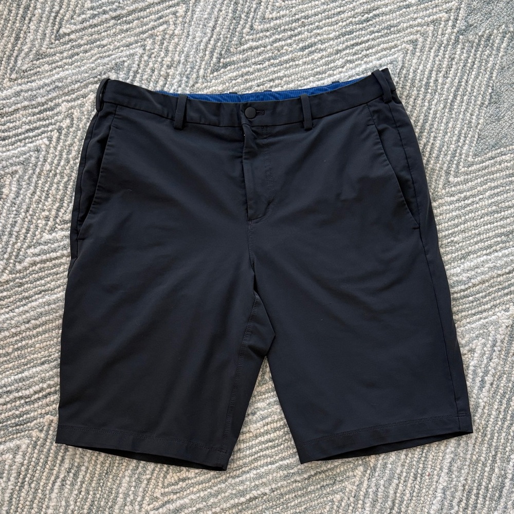 Lululemon Men's Commission golf 10” Shorts